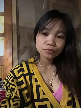 Snapshot of Ngoc-bbi chatting on November 26, 2025, 3:45 pm Ngoc-bbi online show from November 26, 2025, 3:45 pm