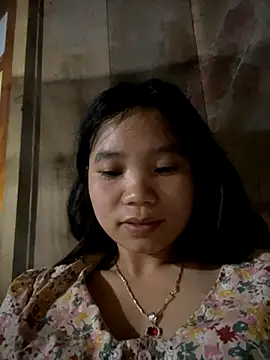 Snapshot of Ngoc-bbi chatting on November 15, 2025, 7:51 pm Ngoc-bbi online show from November 15, 2025, 7:51 pm