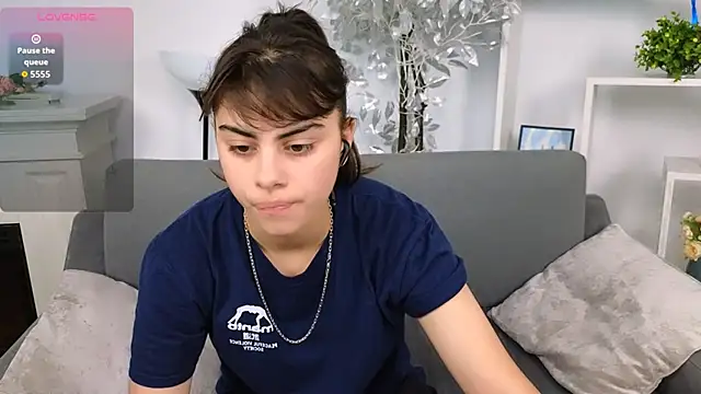 Cocoa Sins online show from October 21, 2025, 6:24 am