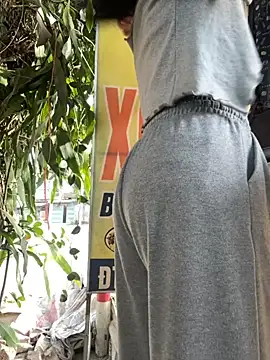 Clara8899 online show from November 13, 2025, 12:47 am