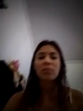 Snapshot of dulcelatin21 chatting on December 2, 2025, 5:47 pm dulcelatin21 online show from December 2, 2025, 5:47 pm