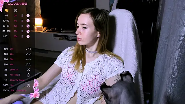 ZoyaMill online show from April 13, 2026, 7:23 am