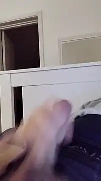 NewJoiner online show from November 15, 2025, 6:12 pm