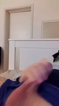 NewJoiner online show from November 26, 2025, 6:19 pm