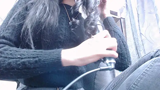 Snapshot of scarlett_vonrose chatting on September 19, 2025, 8:35 pm scarlett vonrose online show from September 19, 2025, 8:35 pm