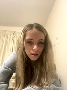 Snapshot of Angelloverxo chatting on November 22, 2025, 6:07 pm Angelloverxo online show from November 22, 2025, 6:07 pm