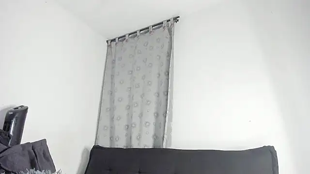 Snapshot of mila_dash chatting on October 10, 2025, 1:17 am mila dash online show from October 10, 2025, 1:17 am