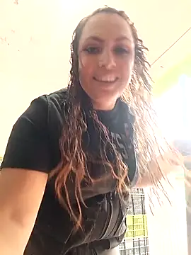 VERONICA  03 online show from October 28, 2025, 2:38 pm