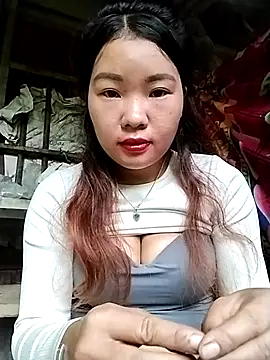 Snapshot of lylylove chatting on September 27, 2025, 1:23 am lylylove online show from September 27, 2025, 1:23 am