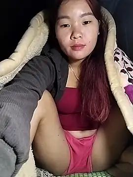 Snapshot of lylylove chatting on December 3, 2025, 8:36 am lylylove online show from December 3, 2025, 8:36 am