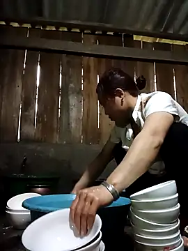 Ngocmi909 online show from February 23, 2026, 12:34 am