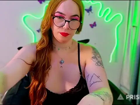 Snapshot of VIckSexyDoll chatting on November 16, 2025, 5:56 am VIckSexyDoll online show from November 16, 2025, 5:56 am