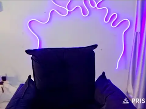 Snapshot of VIckSexyDoll chatting on November 15, 2025, 5:33 am VIckSexyDoll online show from November 15, 2025, 5:33 am