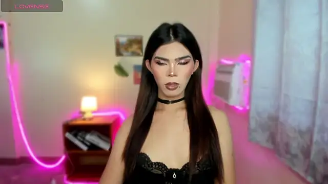 Snapshot of dianne_swift chatting on November 25, 2025, 3:07 am dianne swift online show from November 25, 2025, 3:07 am