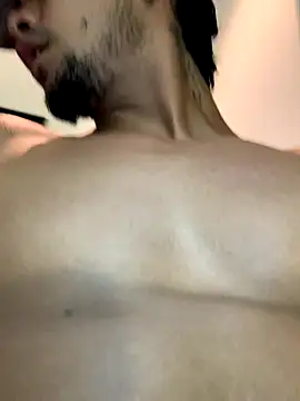 Snapshot of Kylie_Patrick chatting on November 18, 2025, 4:05 am Kylie Patrick online show from November 18, 2025, 4:05 am