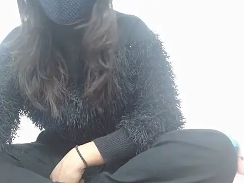 Vaani Singha online show from December 4, 2025, 11:09 am