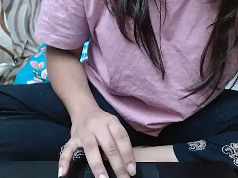 Snapshot of Vaani_Singha chatting on October 11, 2025, 3:35 pm Vaani Singha online show from October 11, 2025, 3:35 pm