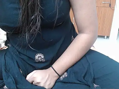 Snapshot of Vaani_Singha chatting on October 6, 2025, 12:50 pm Vaani Singha online show from October 6, 2025, 12:50 pm