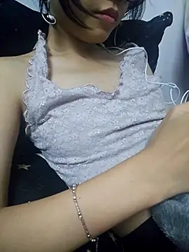  Thaotam  online show from October 27, 2025, 1:56 pm