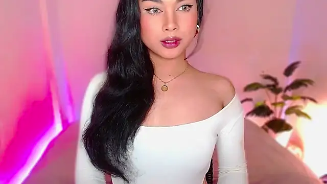 Snapshot of MissRumi_Hunter chatting on May 4, 2026, 7:06 pm MissRumi Hunter online show from May 4, 2026, 7:06 pm