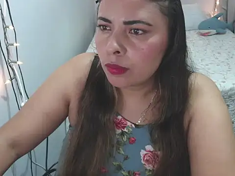 Snapshot of crystal_1991 chatting on November 7, 2025, 4:17 am crystal 1991 online show from November 7, 2025, 4:17 am