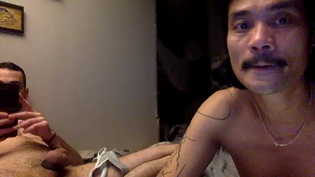 Snapshot of latinoasiatBM chatting on December 4, 2025, 12:20 am latinoasiatBM online show from December 4, 2025, 12:20 am