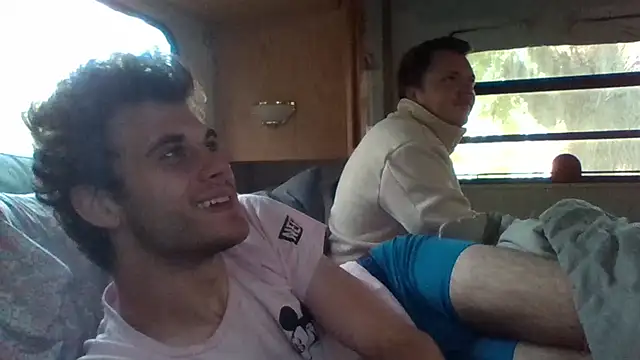 DeafGuyProud389 online show from September 10, 2025, 6:18 pm