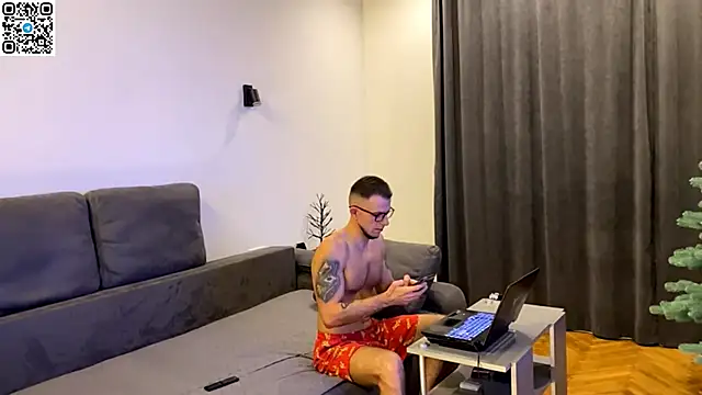 Snapshot of speed_god chatting on November 28, 2025, 8:31 pm speed god online show from November 28, 2025, 8:31 pm