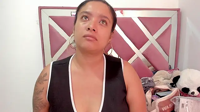 bellalumi online show from February 3, 2026, 4:10 am