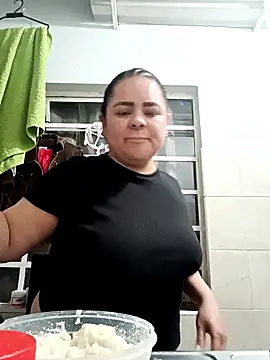 Miss Adriana01 online show from September 13, 2025, 1:38 am