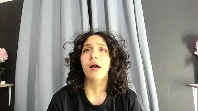 TeensNews18 online show from December 3, 2025, 11:36 pm