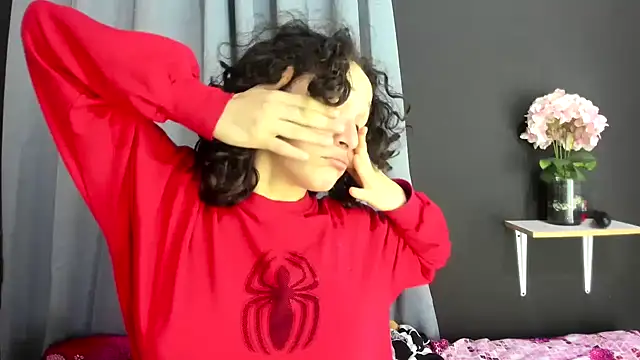 Snapshot of TeensNews18 chatting on January 6, 2026, 11:14 am TeensNews18 online show from January 6, 2026, 11:14 am