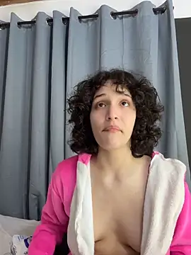 Snapshot of TeensNews18 chatting on February 11, 2026, 11:26 pm TeensNews18 online show from February 11, 2026, 11:26 pm