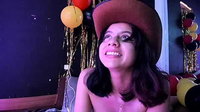 Snapshot of Julieth_brown_ chatting on September 25, 2025, 3:51 pm Julieth brown online show from September 25, 2025, 3:51 pm