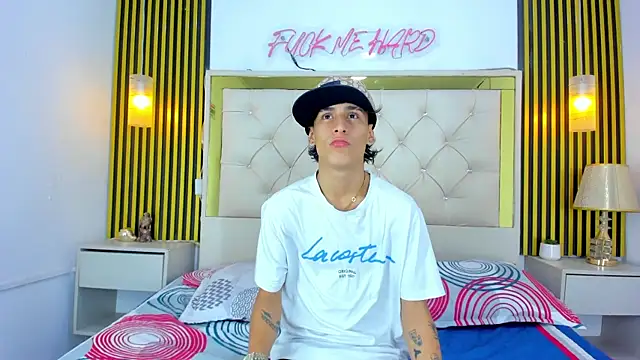 Snapshot of Just18Jake chatting on April 15, 2026, 12:16 am Just18Jake online show from April 15, 2026, 12:16 am