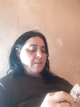 Snapshot of Klubnyhka3991 chatting on December 16, 2025, 9:41 pm Klubnyhka3991 online show from December 16, 2025, 9:41 pm