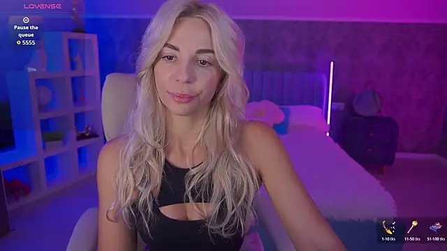 BellaRayyy online show from May 28, 2026, 5:37 am