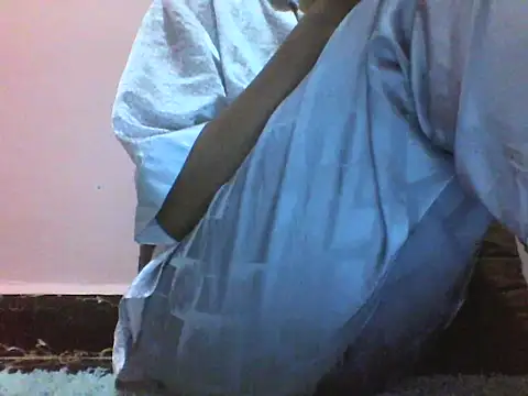 Snapshot of Moongodessy chatting on December 15, 2025, 5:46 am Moongodessy online show from December 15, 2025, 5:46 am