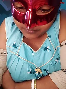 Snapshot of mimi87hoty chatting on December 20, 2025, 2:31 pm mimi87hoty online show from December 20, 2025, 2:31 pm