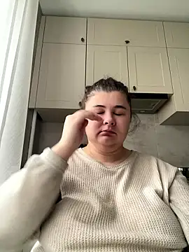 AliceCurlyX online show from January 9, 2026, 8:21 am