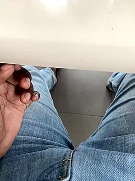 Snapshot of Senurak99 chatting on September 18, 2025, 9:01 am Senurak99 online show from September 18, 2025, 9:01 am