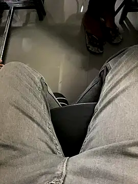 Snapshot of Senurak99 chatting on September 15, 2025, 6:25 am Senurak99 online show from September 15, 2025, 6:25 am