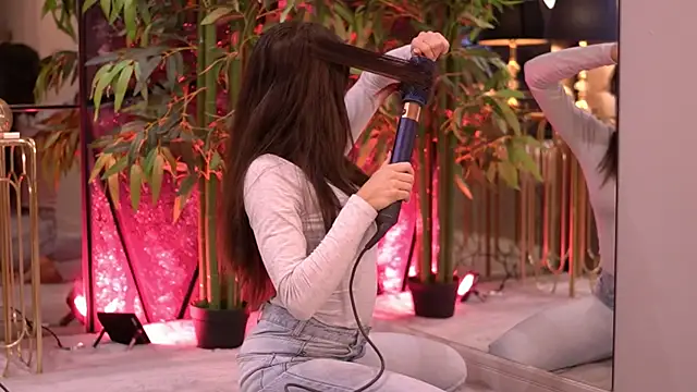 StephieRouse online show from March 29, 2026, 7:32 am