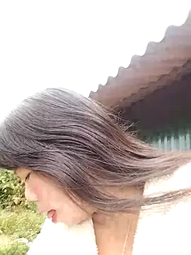 lusy-00 online show from November 19, 2025, 2:00 am