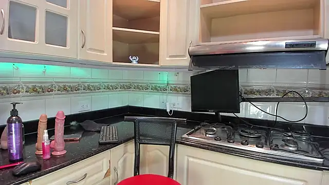 Snapshot of JulitPink chatting on January 11, 2026, 12:23 pm JulitPink online show from January 11, 2026, 12:23 pm