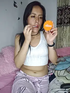 Queen Ashly online show from November 18, 2025, 12:15 am