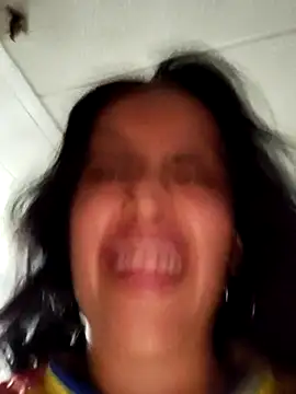 Queen Ashly online show from June 18, 2026, 4:22 am