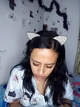 Queen Ashly online show from October 28, 2025, 1:50 am