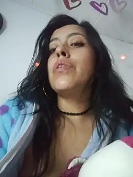 Queen Ashly online show from March 9, 2026, 1:53 am