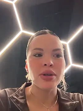 Snapshot of SMELLSEX chatting on October 31, 2025, 5:53 pm SMELLSEX online show from October 31, 2025, 5:53 pm